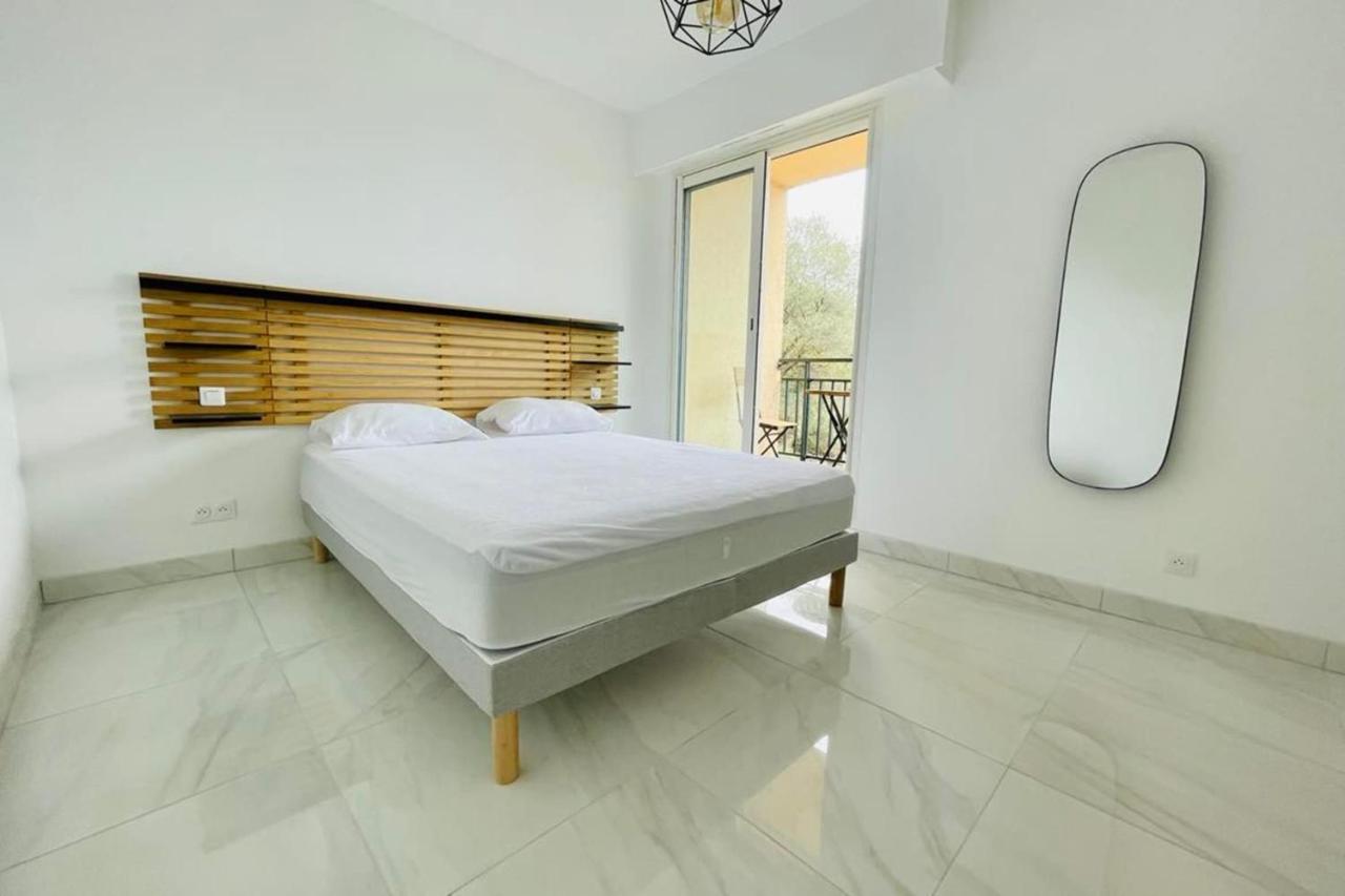 Nice And Bright 60 M With Terrace View On The Sea Ajaccio  Luaran gambar